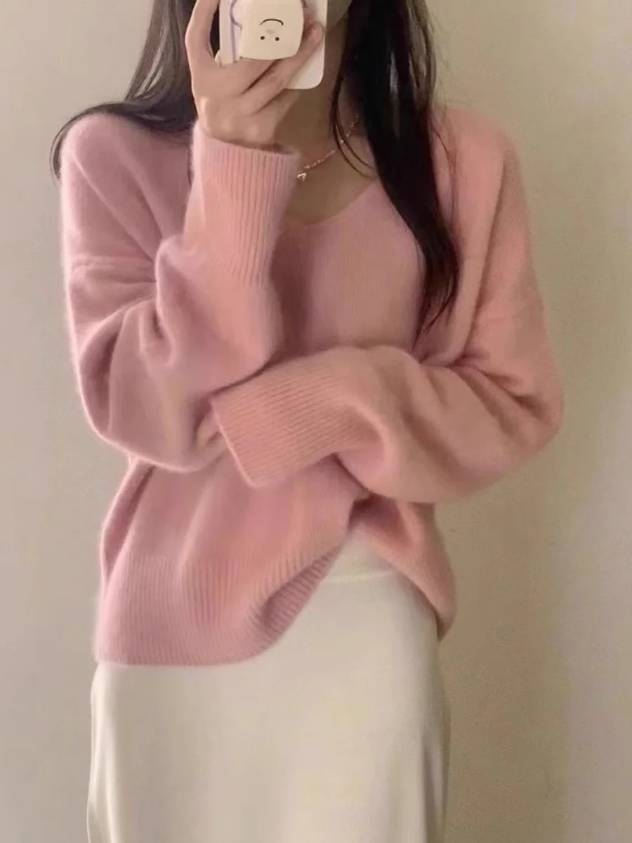 

New Pink Soft Plu Bear Woolen Knitted Sweater Loose V-Ne Women's Top Autumn Winter Inner Wear Thi Warm Commute Sle