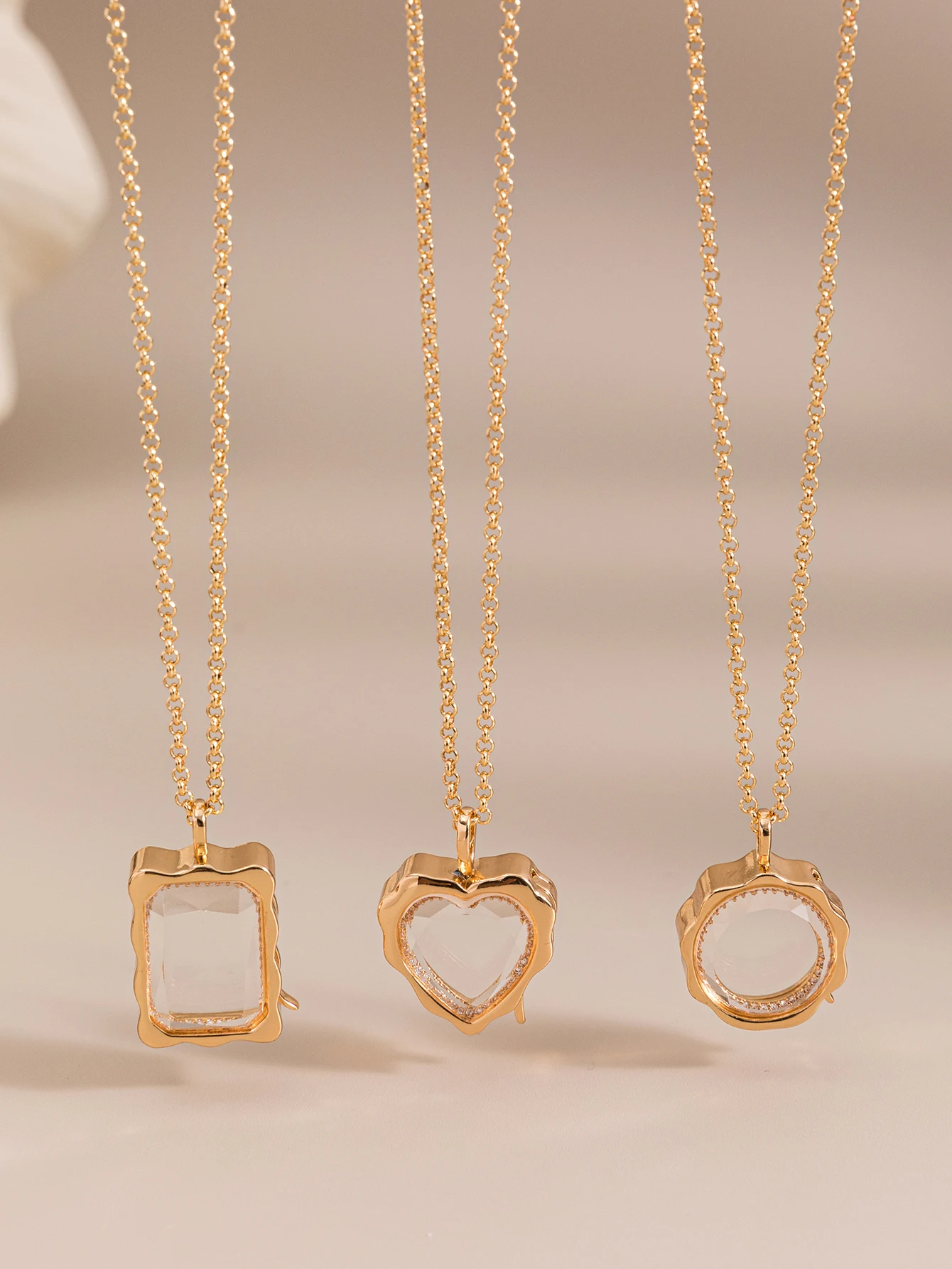 Modische und trendige, unregelmäßig herzförmige, quadratische, auf- und zuklappbare Box, DIY-Halskette, Schmuck für Damen – Detail 3