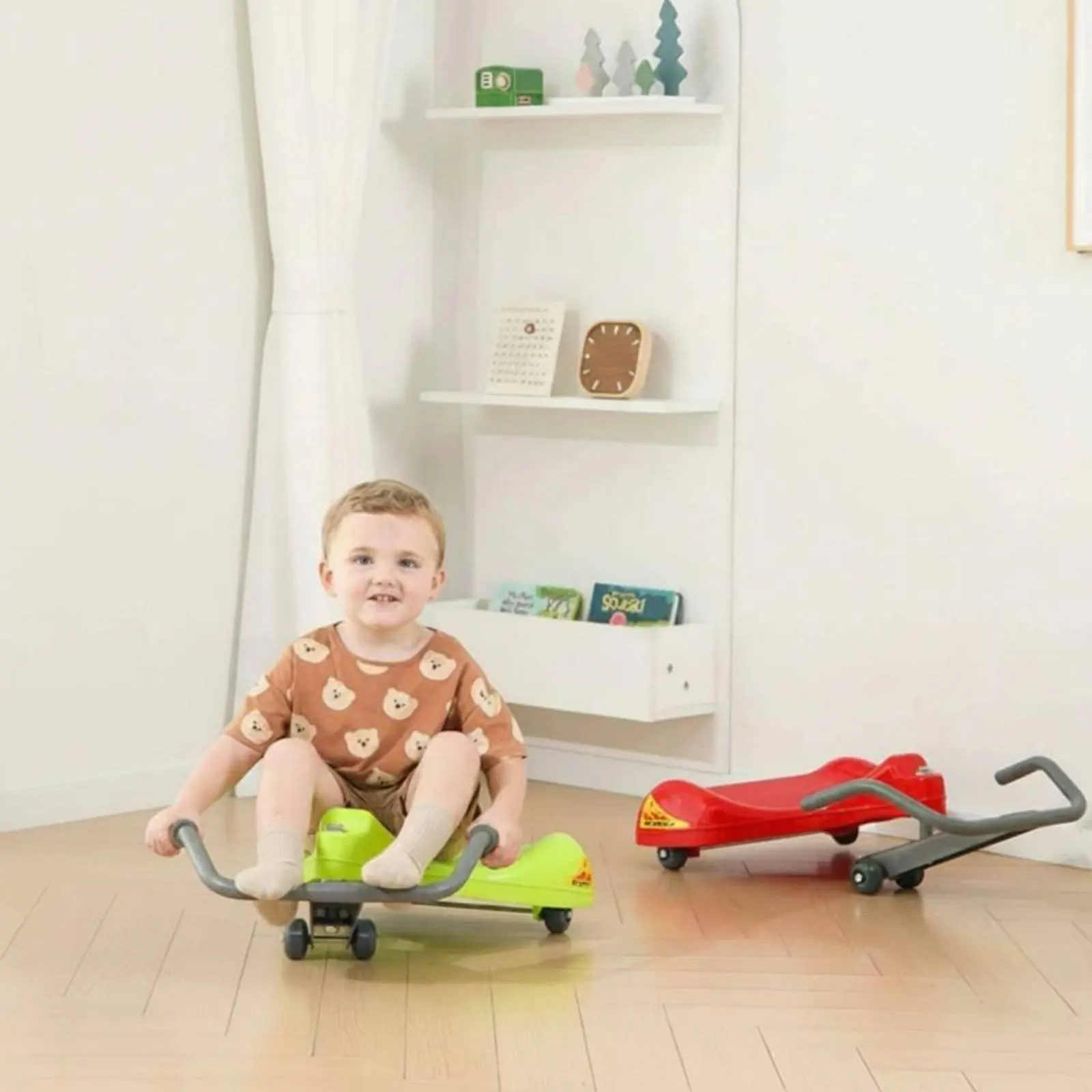 hand-pushed-scooter-board-nonstable-base-kids-developmental-scooter-sitting-wiggle-car-comfortable-foam-grips-children's-toy