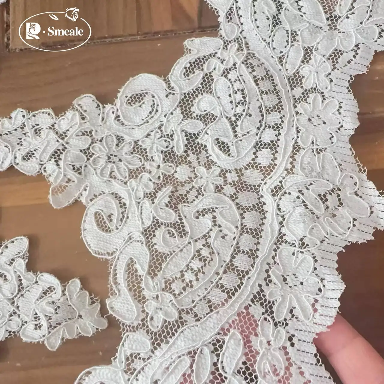5 Yards/Lot. Seilbestickte Wimpernspitzenborte für Hochzeitskleider, DIY Schleierkantenverzierung. Wellenrand-Spitzenbortenstoff – Detail 5