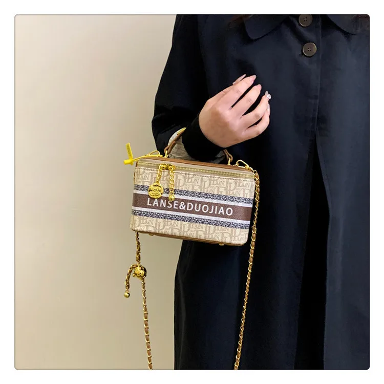 

Trendy Geometric Box Purse 2025 - Retro Printed Crossbody Bag, Roomy Everyday Handbag