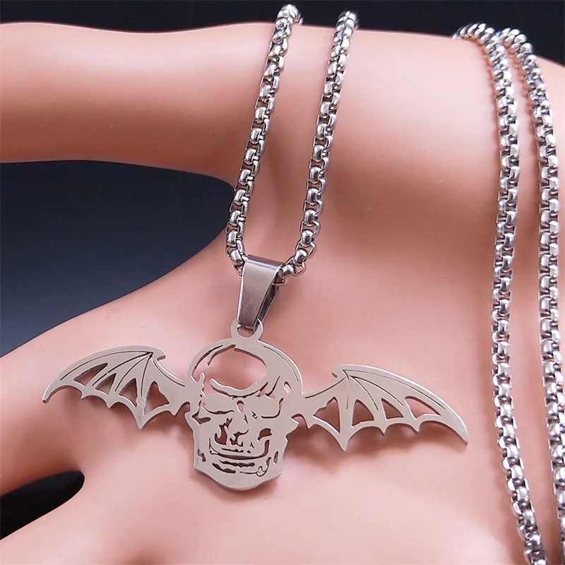 Gothic Vampire Bat Skull Wings Necklace Pendant Stainless Steel Chain Animal Skeleton Pendant Necklace Jewelry collier gothique