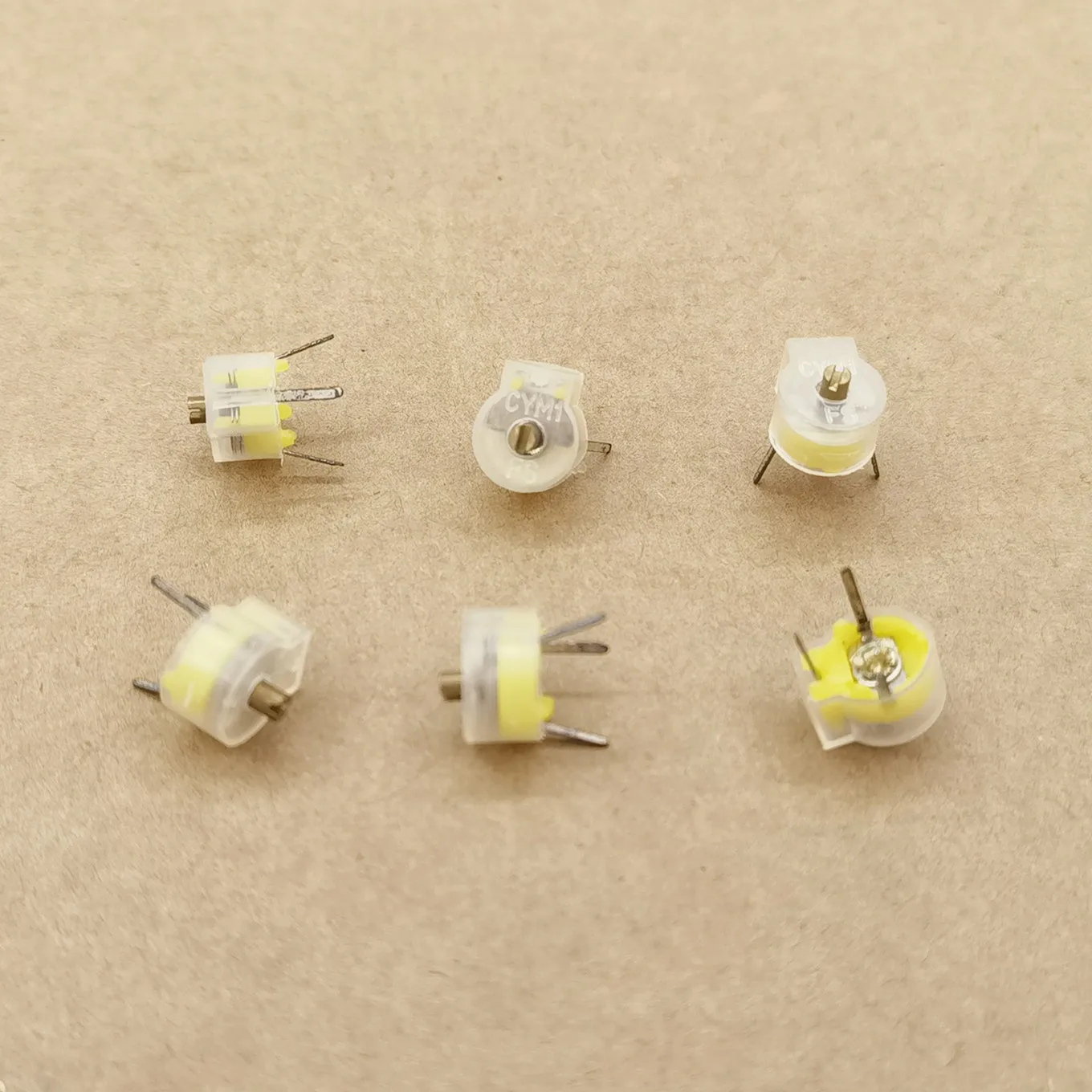 Original new 100% CYM1 thin film fine tuning capacitor variable capacitor 3~18pf tunable capacitor film dielectric capacitor