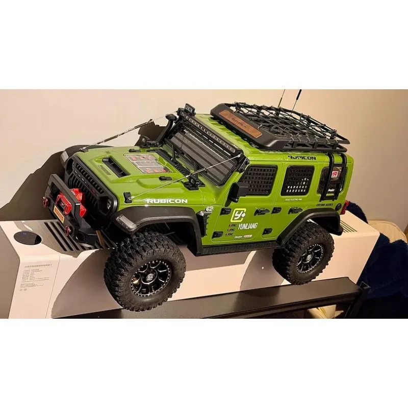 

Для модели радиоуправляемого краулера CK5811 в масштабе 1/7: четыре защитных стекла для окон и защитное стекло для лобового стекла, декоративные элементы, установка без повреждений.