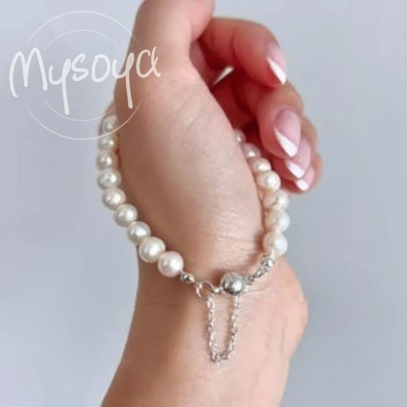 

MYSOYA White Freshwater Pearl Bracelet 5-6mm Knotted Design With Gift Box For Her/Him Birthday/Wedding/Christmas/New Year Gift