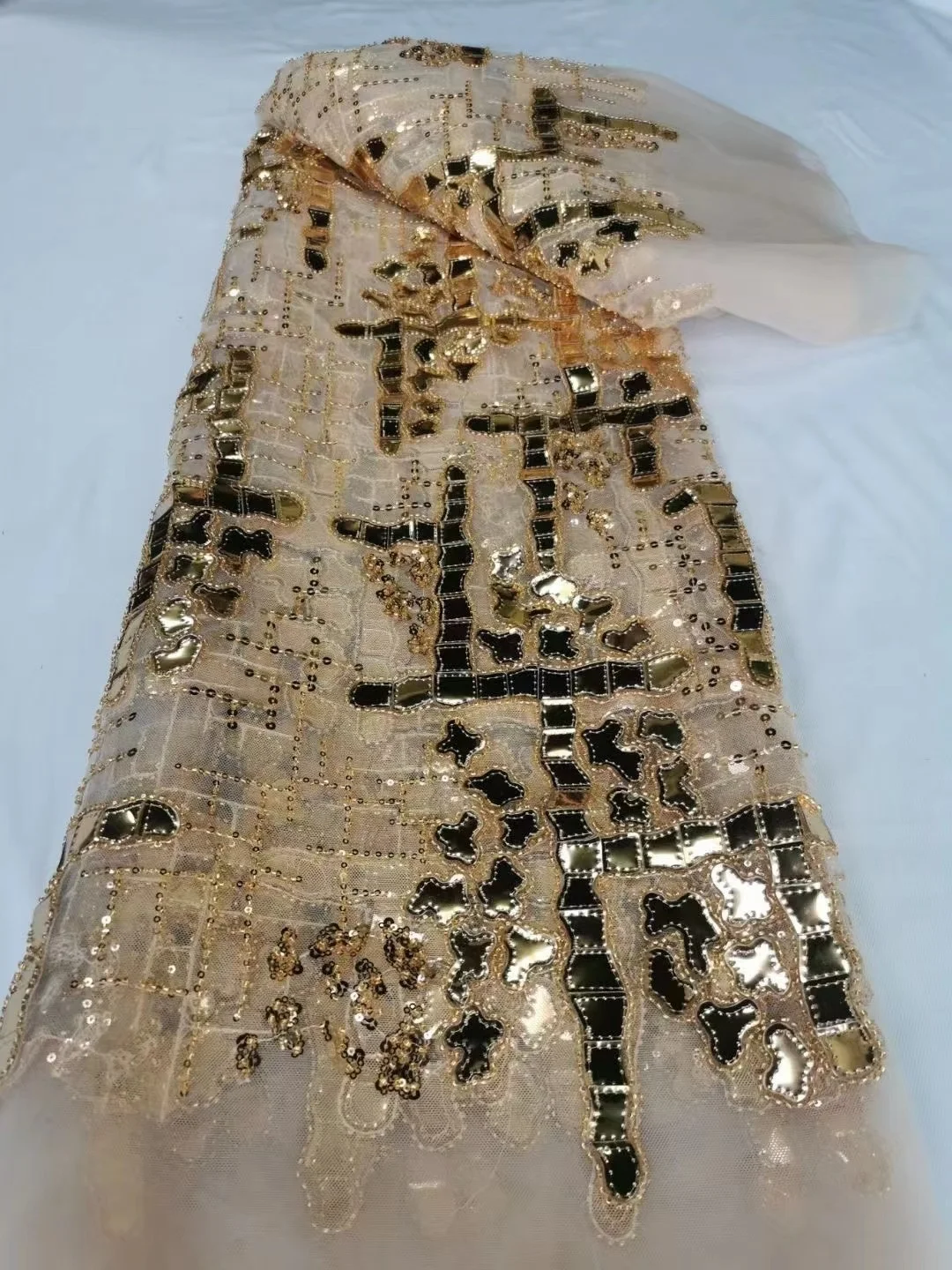 

Velvet African Lace Fabric With Sequins Gold French Embroidery Nigerian Velvet Sequin Tulle Lace Fabric For Wedding Party Dress
