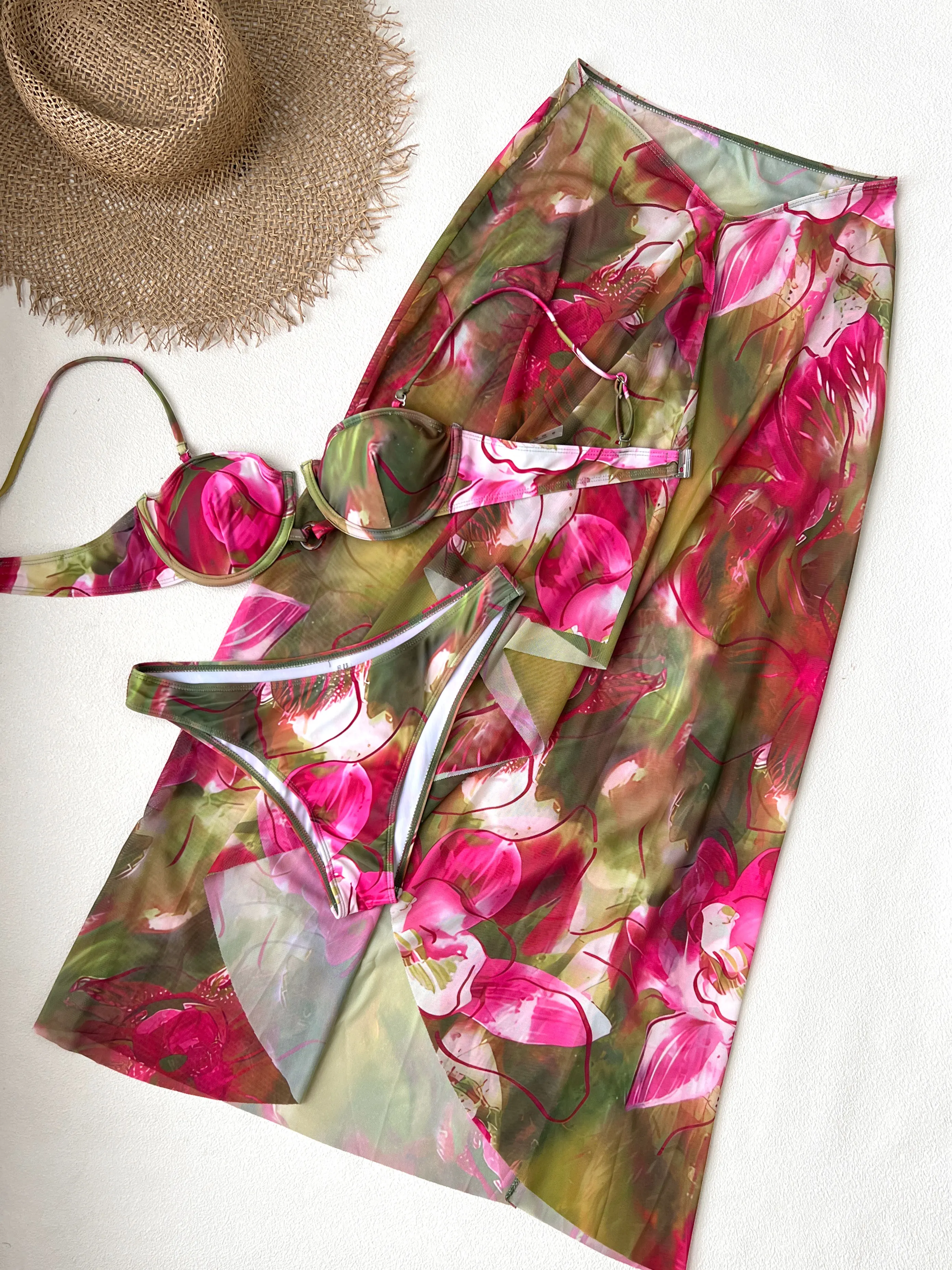 

Сексуальный комплект бикини с цветочным принтом и юбкой, женский купальник, модный женский купальник с косточками и эффектом пуш-ап, пляжная одежда для женщин