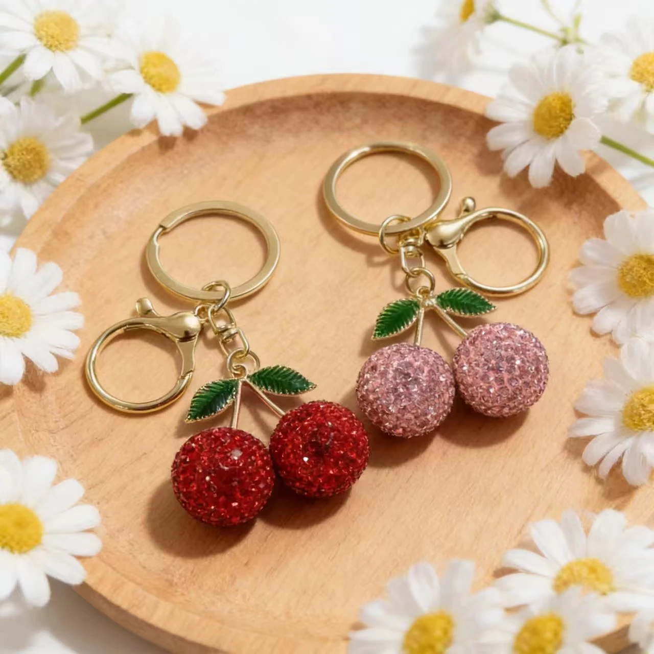 Porte-clés mignon en strass cerise et fruits, 1 pièce, Compatible pour femmes et cerise en alliage métallique avec fermoir à homard, Accent en strass/Pit