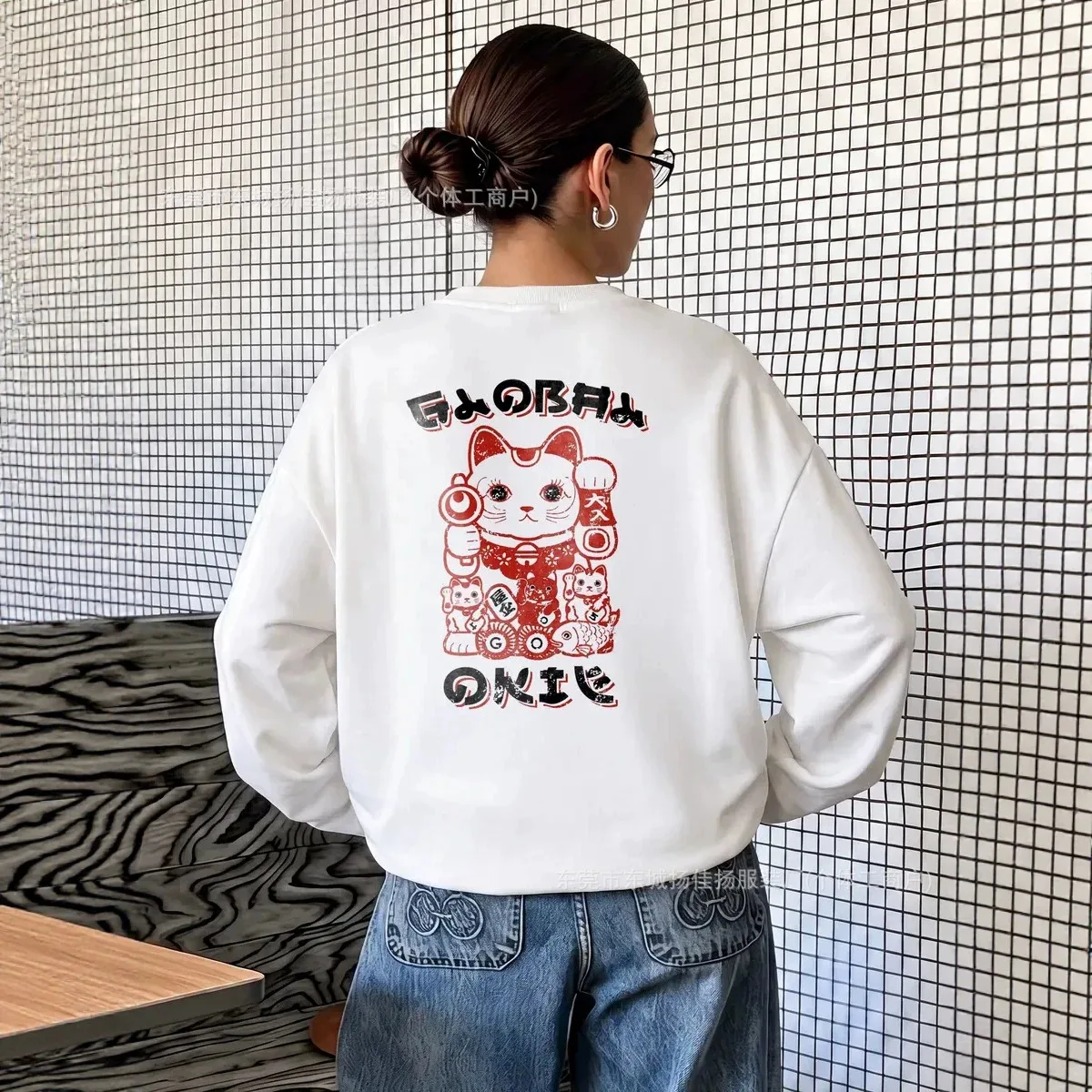 Sweet Japanese Lucky Cat Back Print Long Sleeve T Shirt 100% Cotton Unisex Oversized Tee Retro Fortune Cat Graphic Streetwear