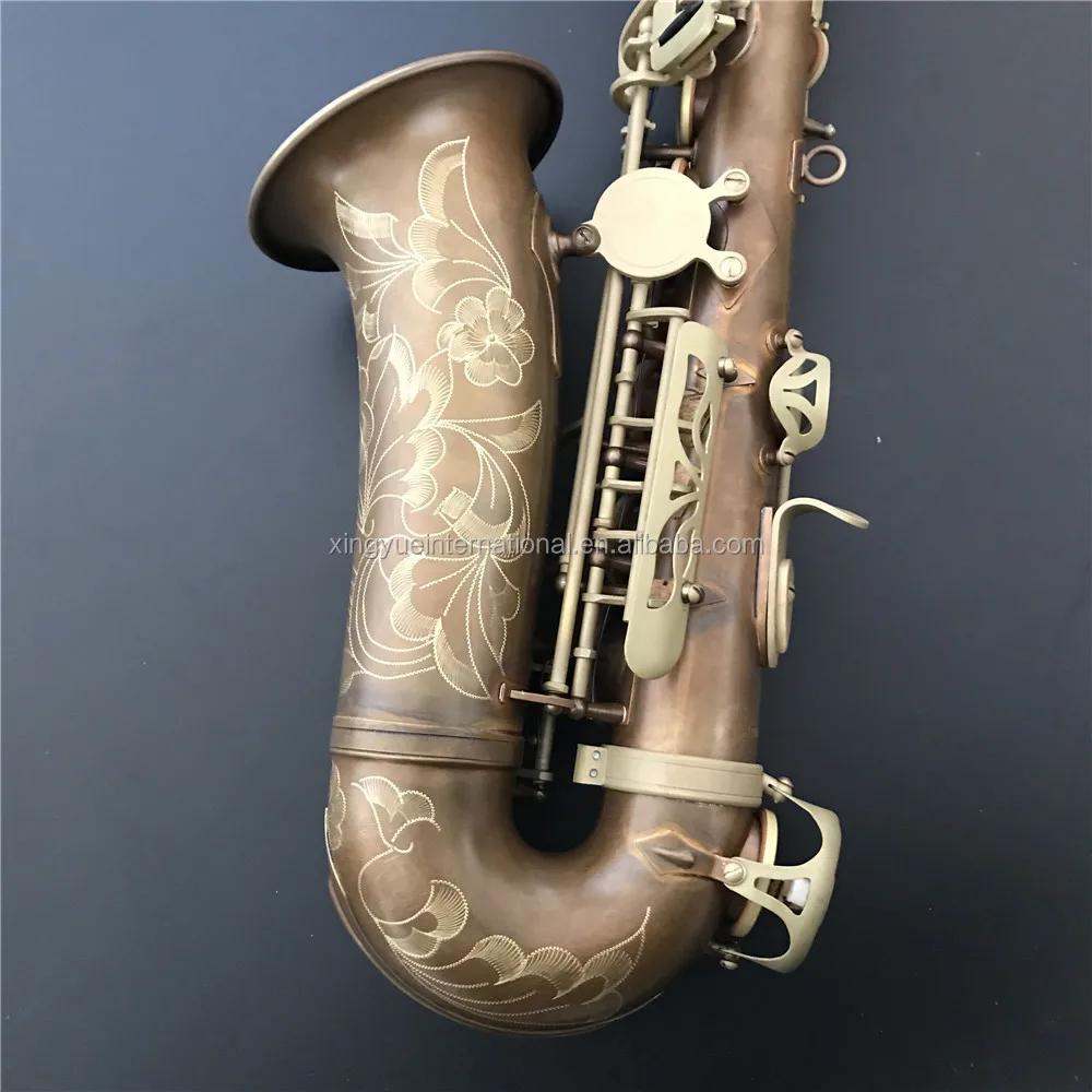 Professional Saxophonist Performance Photos - Stage Lighting & Dynamic Poses