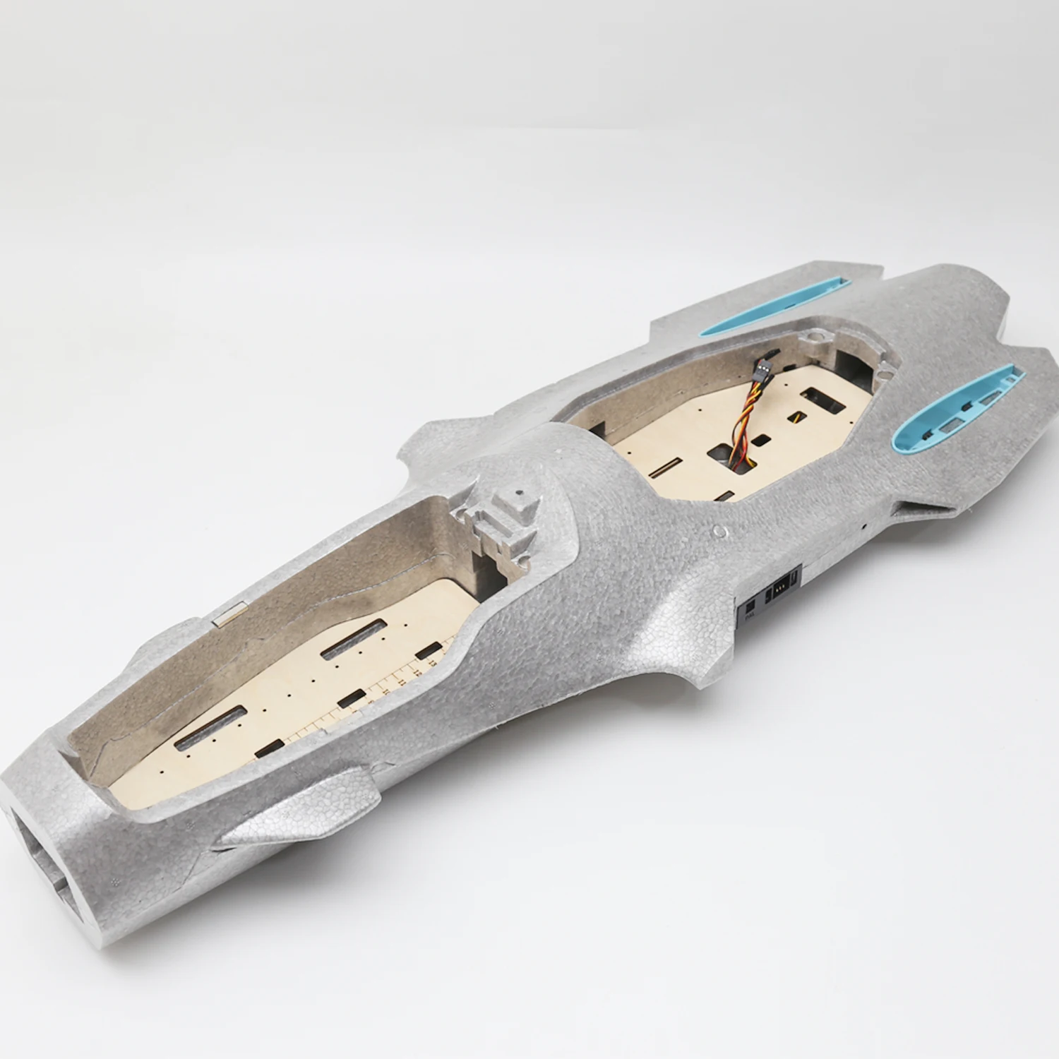 

Atomrc grey Dolphin PRO Fixed Wing FPV Full Aircraft Body Tailplane Fuselage Bay Cover Electric Assembly Quick Release Model Kit