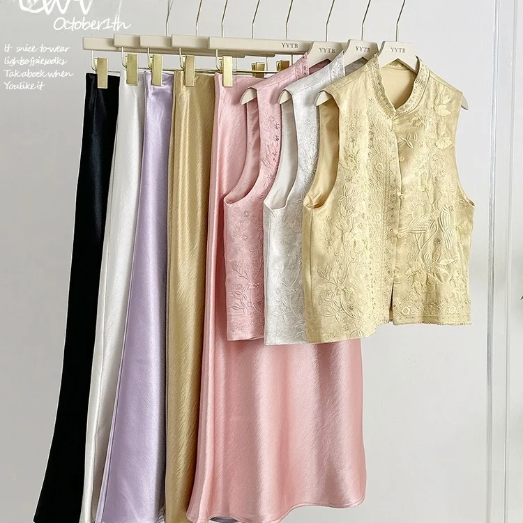 New Chinese Style Heavy Embroidery Sequin Vest round Neck Button Fashionable Shoulder Pad Top Women's Jacket Cotton Lyocell