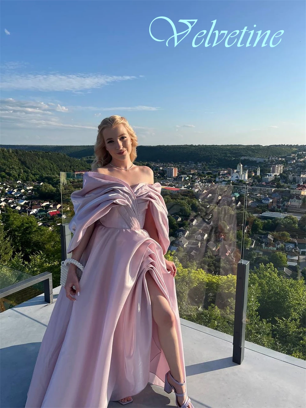 Customized Elegant Off the Shoulder Sleeveless Evening Dress High Quality Satin Prom Dresses Delicate Bridal Party Gowns