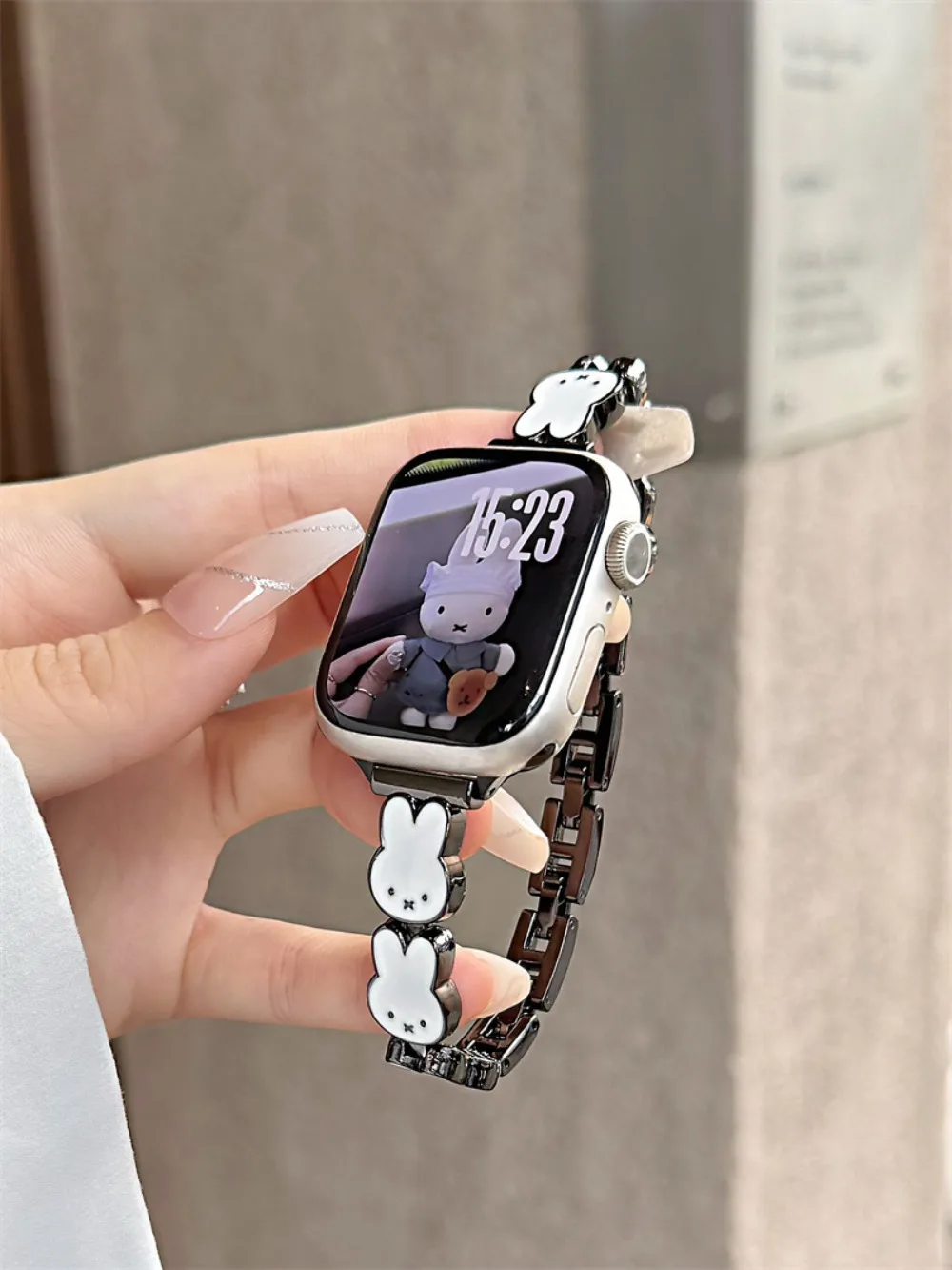 漫画ミッフィーウサギの時計チェーン Apple Applewatch Watch Iwatch ホワイトラビットメタル時計ストラップ 絶妙で高価なギフト