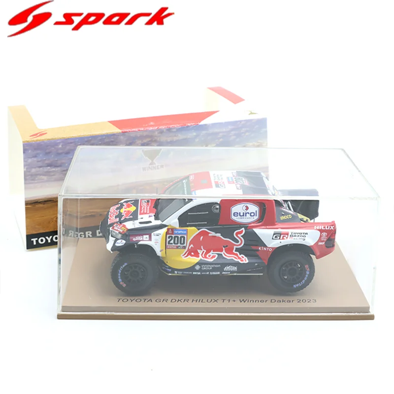 Nowość w magazynie Spark 1:43 Toyota Gr 200 Dakar 2023 Rally Champion Symulacja żywiczny model samochodu Kolekcja zabawek na zamówienie Prezenty Ozdoba