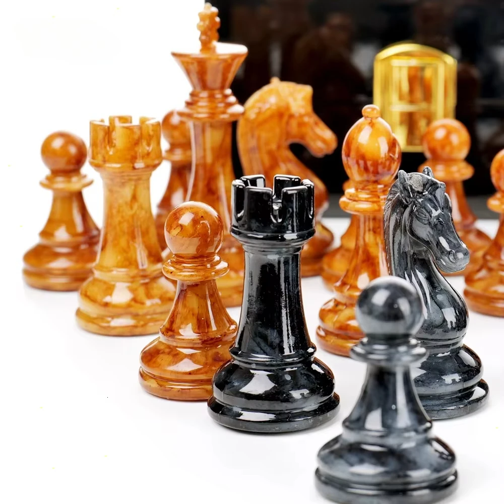 Custom Wholesale High-End Chess Set 39*39 Cm Acrylic Jade Pattern Zinc Alloy Counterweight Plastic Chess Board Games 8 Boxes