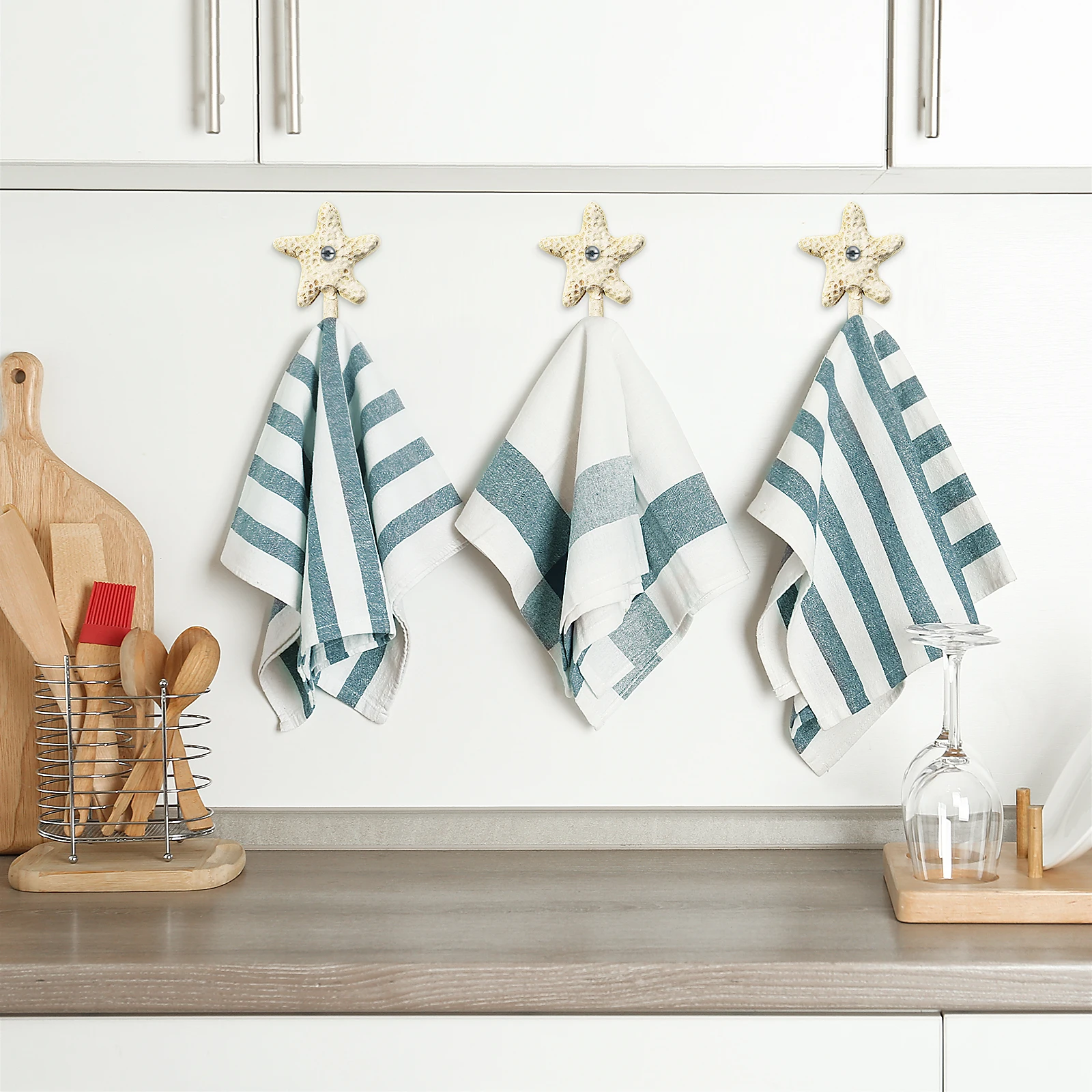 

3 Pcs Hook Hangers Decorative Shape Decorations Beach Wall Hooks Fashion