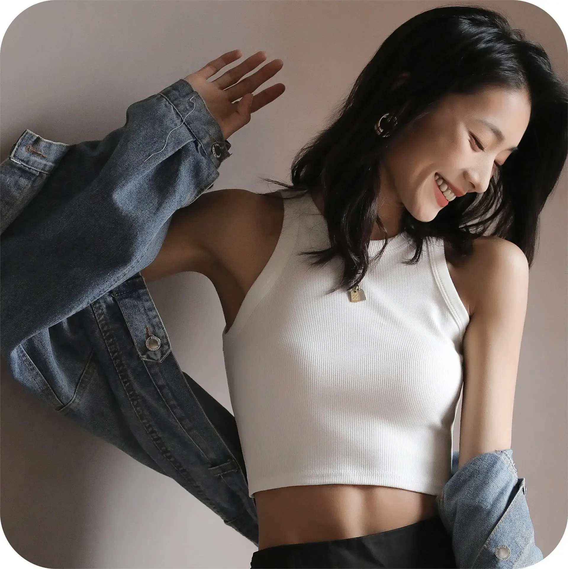 

2025 New Summer Tank Tops Women Casual Crop Tops Sexy Girls Suspender Vest O-neck OL Slim Ribber Sleeveless T Shirt Tops