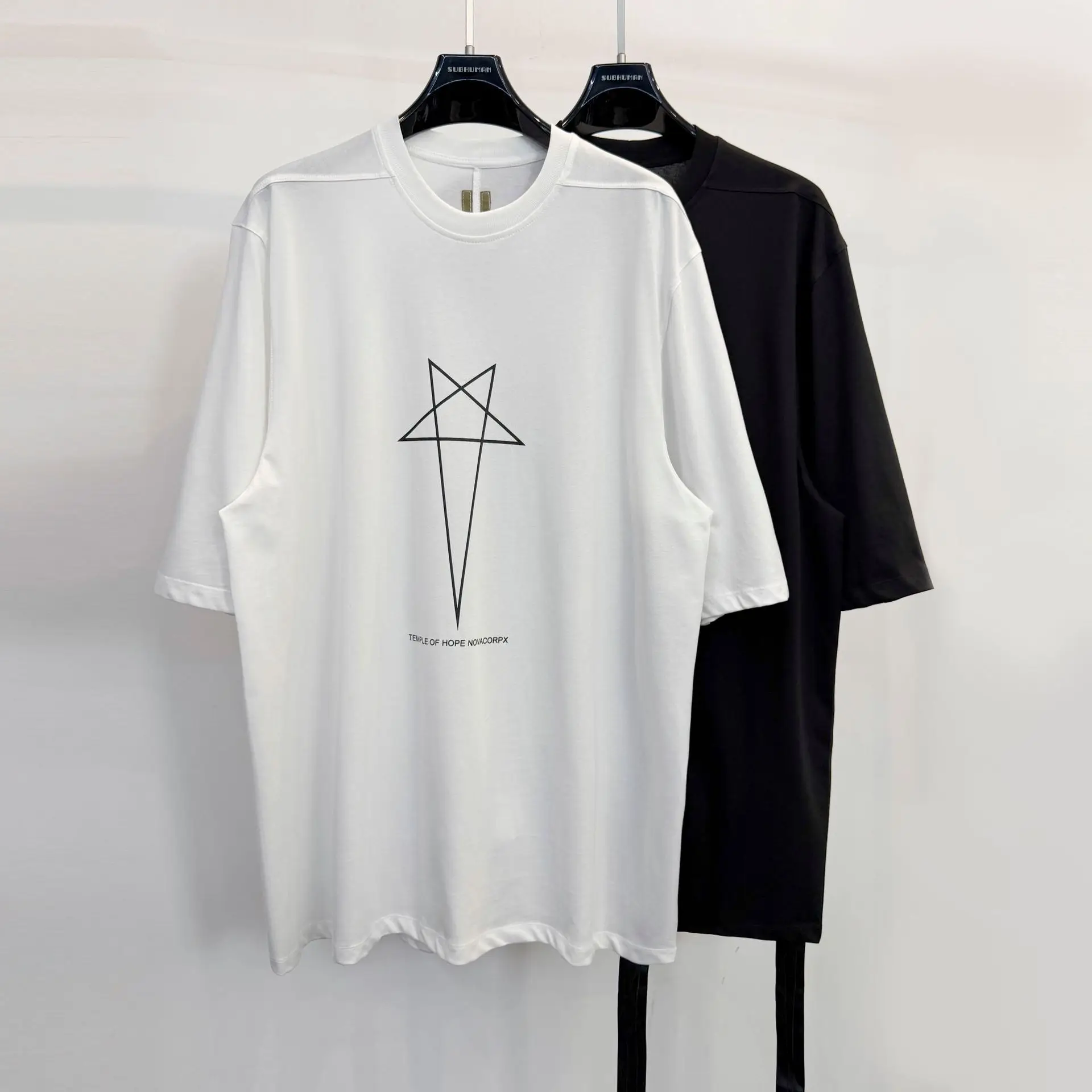 26SS High Street Minimal Geometric Pattern Casual Short Sleeve Tee Streetwear Geometric Line Print Short Sleeve Unisex T-shirt