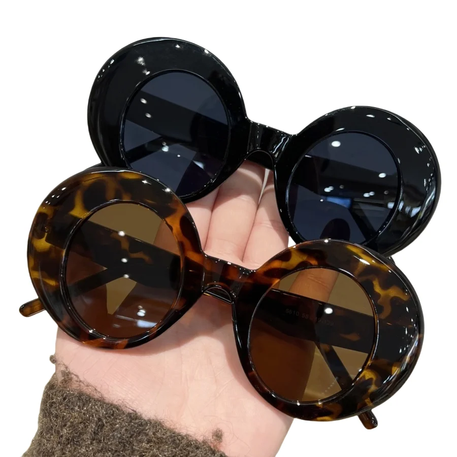Renlen 2Pcs Women's and Men's Fashion Eyeglasses Set, 2025 New Model, Round Frame, Trendy, Personalized, Stylish, Versatile, Suitable