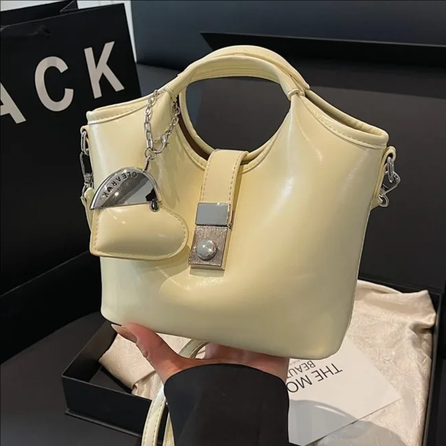 

High Quality Solid Color Hand-held Bucket Bag for Women New Simple Shoulder Bag for Work Commuting Korean Version Crossbody Bag