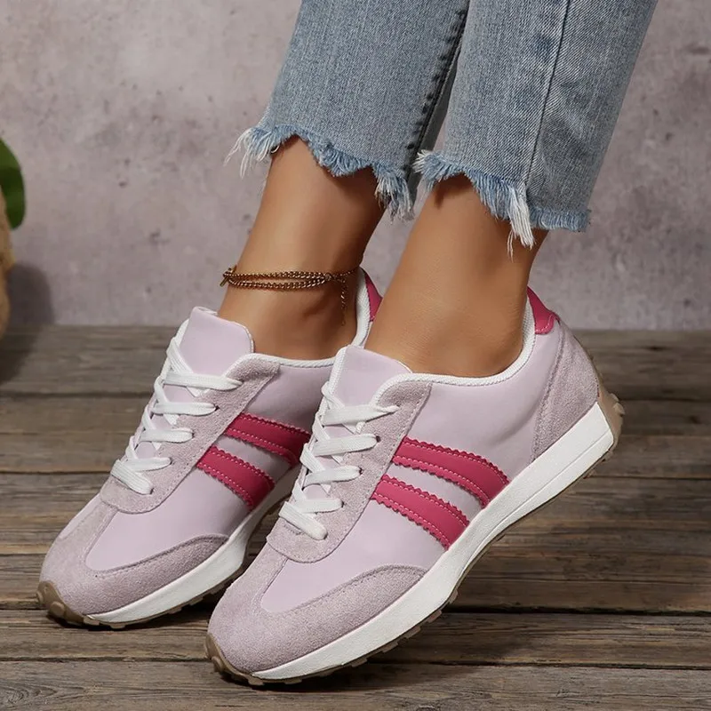 2026 New Women Chunky Sneakers Platform Casual Fashionable Sneakers Lightweight Soft Bottom Running Shoes Summer Mesh Sneakers
