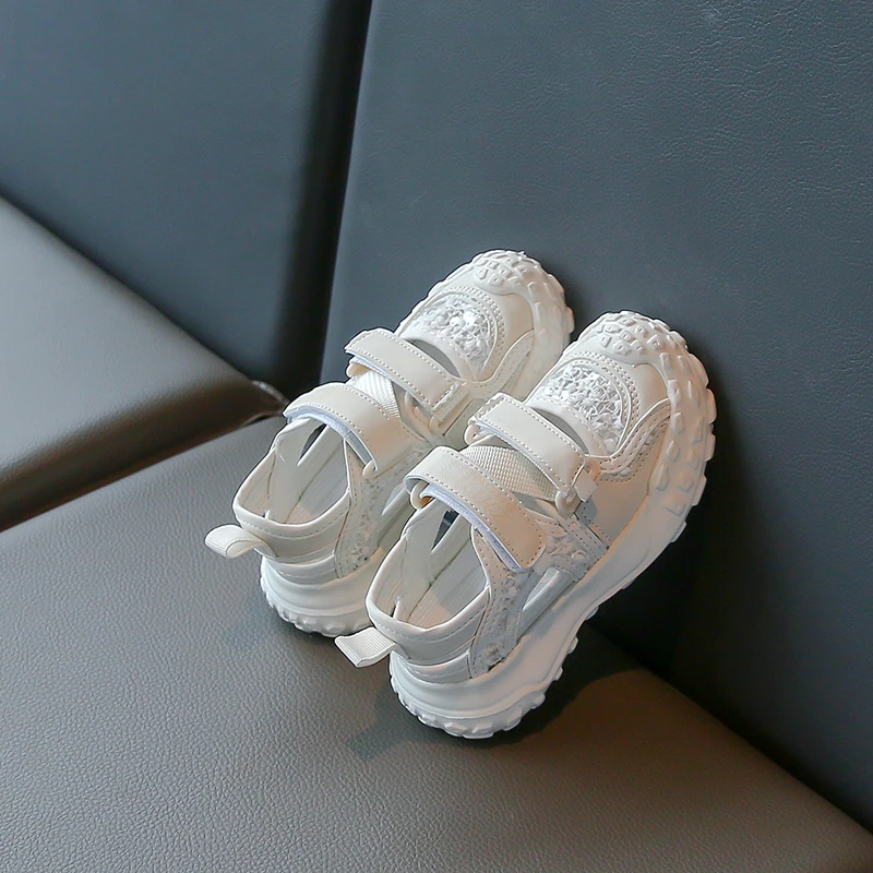 

Летние детские кроссовки-сандалии 2026: модные спортивные туфли для девочек, сетчатые, на шнуровке, милые, для бега, с нескользящей мягкой подошвой