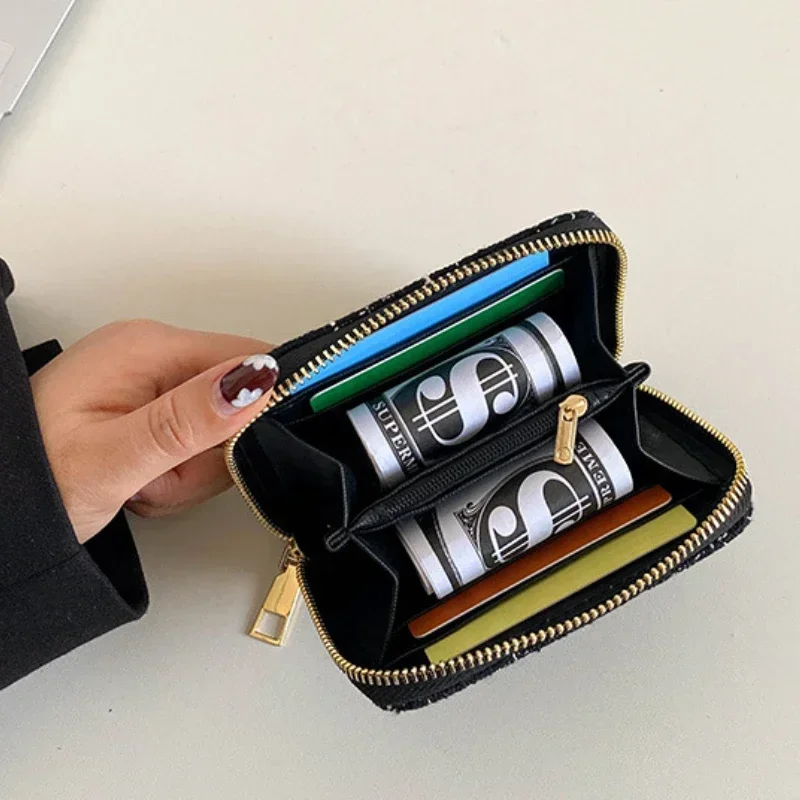 New Plaid Short Women Wallet Fashion Ladies Large Capacity Portable Coin Purse Multi-card Slot Card Holder Storage Zipper Bag