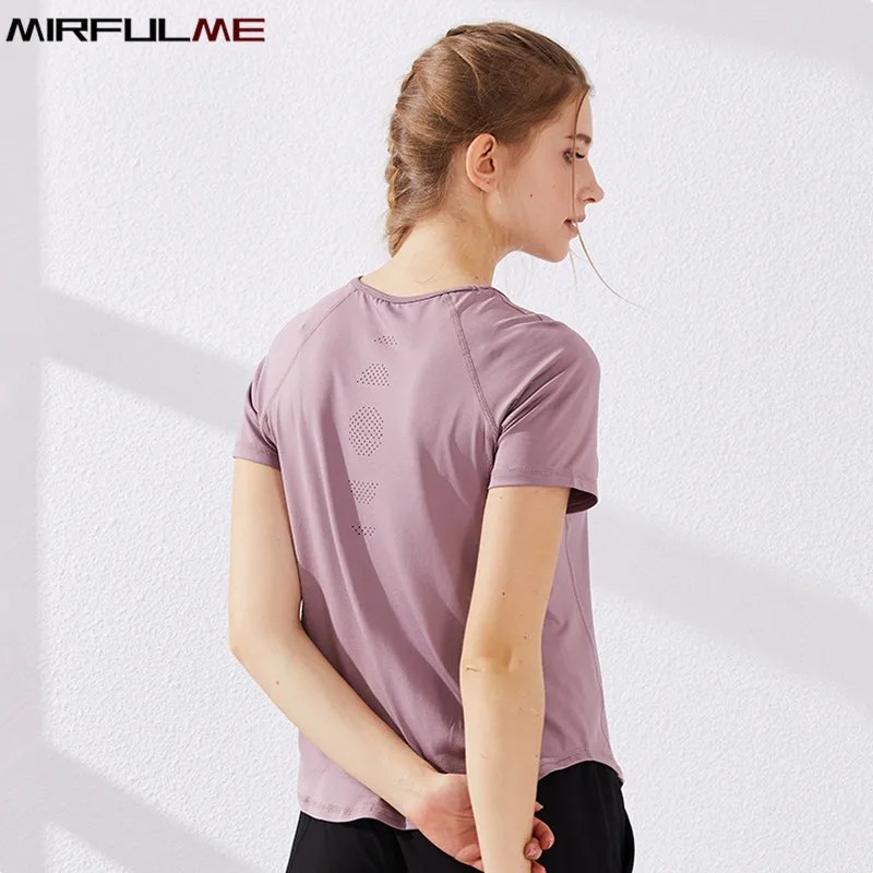 Women T-shirts Sport Top Loose Yoga Shirts Short Sleeve T Shirt Fitness Tee Blouse Breathable Mesh Gym Running Jerseys Sportwear