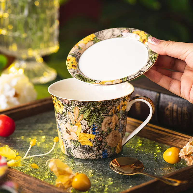 European Ceramic Coffee Cup with Lid Colorful Flower Mug Home Breakfast Mug Fine Bone China Afternoon Camellia Flower Tea Cup