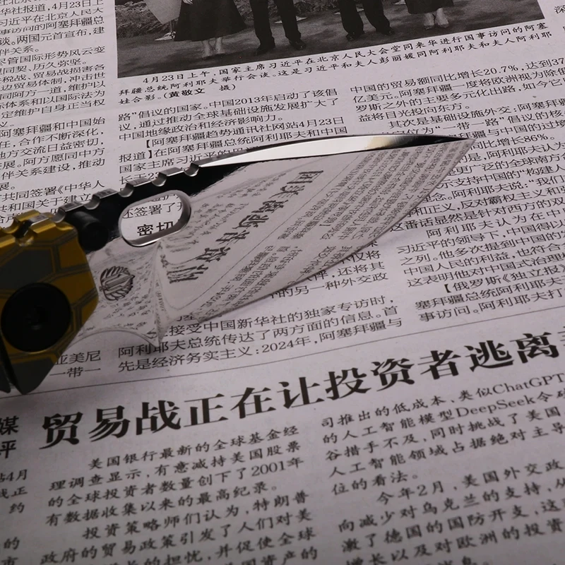 سكين قابل للطي بمقبض من سبائك التيتانيوم الصلب 2025 D2 مع صلابة عالية وحافة حادة، سكين أدوات EDC محمول للتخييم