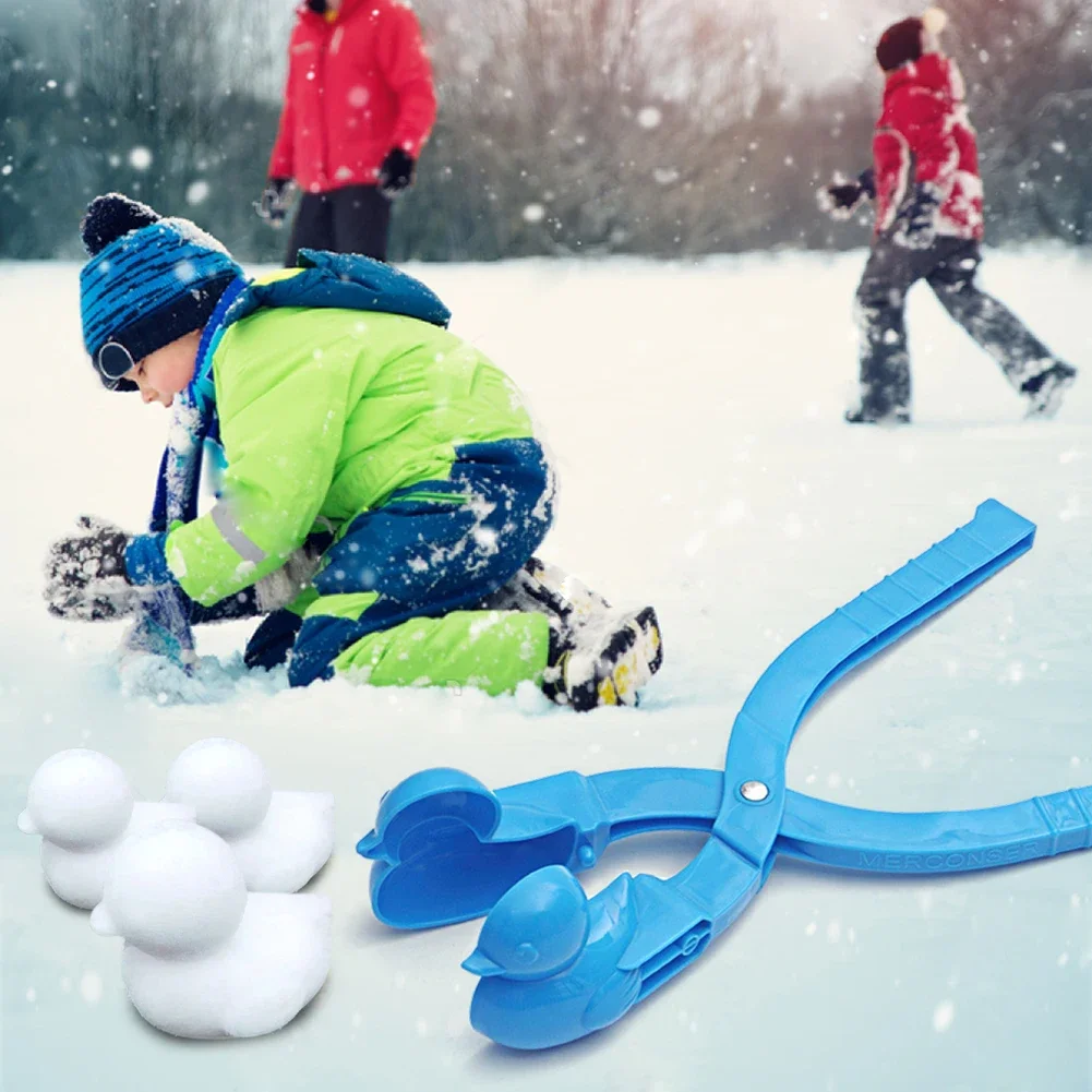 冬のプラスチック製雪玉メーカークリップ、子供用屋外砂雪玉型おもちゃ、アヒル雪だるまクリップおもちゃ、子供用ランダムカラー