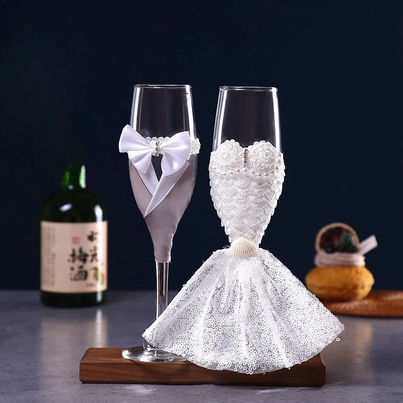 

Wedding Champagne Flute Set Romantic Bride Groom Love Toast Glass Cups for Couples