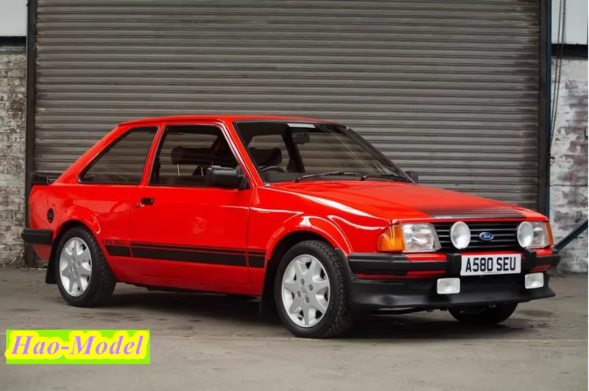SunStar 1:18 Ford Escort MK3 RS 1600 Carro Modelo em Metal Fundido para Coleção Hobby