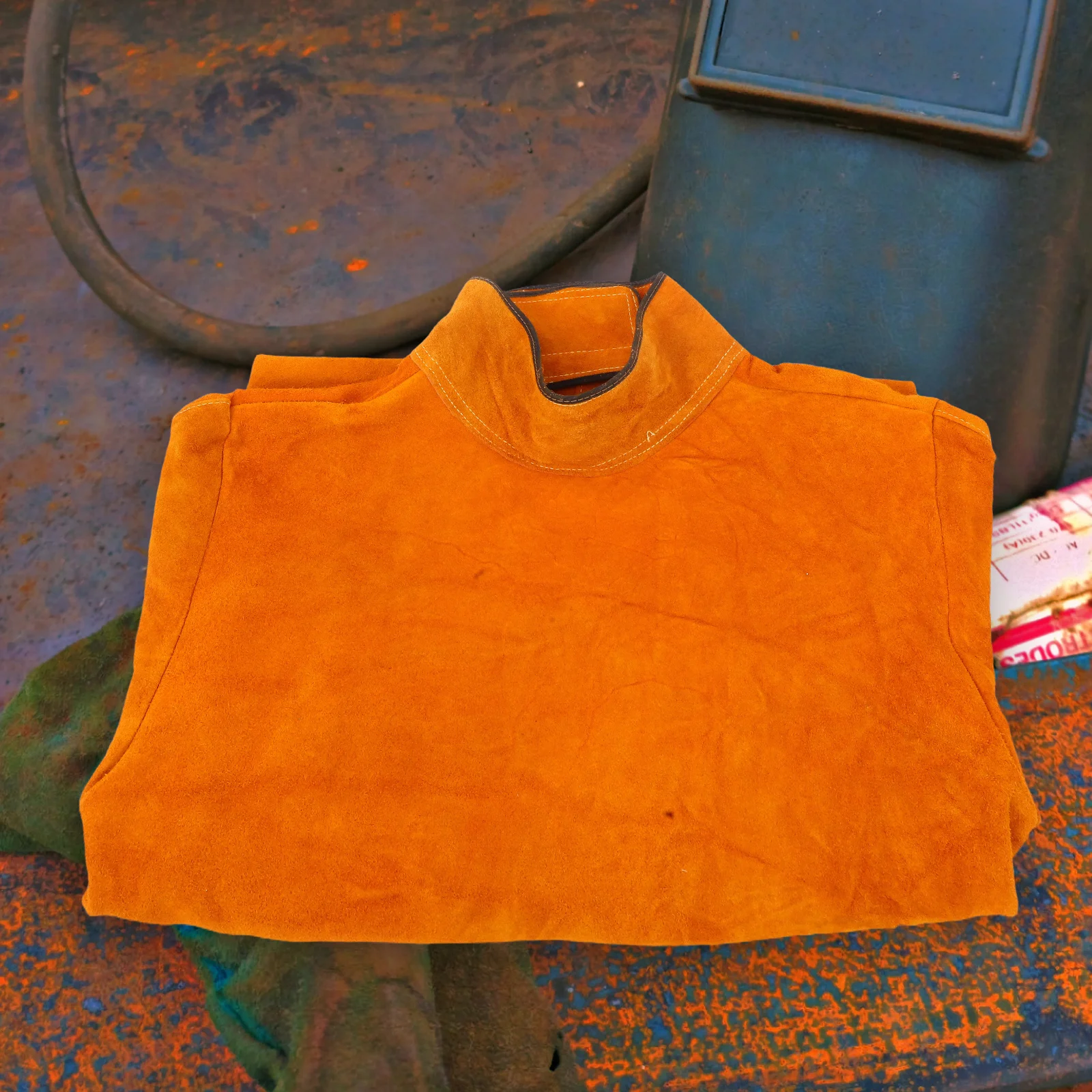 Saldatura Grembiule in pelle di vacchetta Isolamento termico Attrezzatura di sicurezza per saldatura ignifuga Cinghie in nylon regolabili Garage