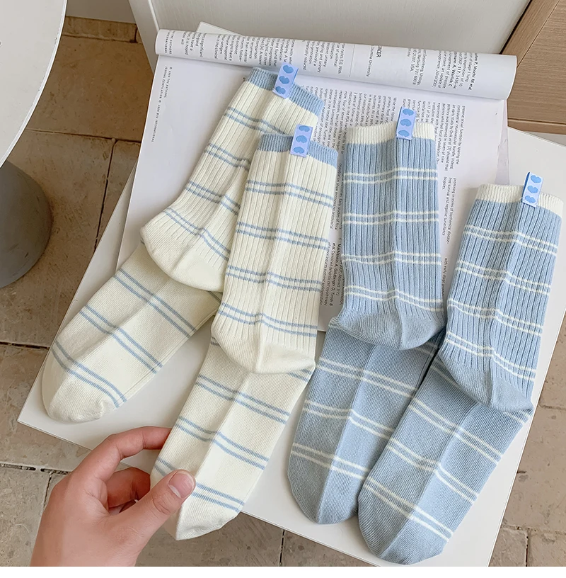 Mode Frauen Socken Neue Frische Trends Damen Gestreiften Socken Gemischt-farbe Casual Koreanischen Stil Baumwolle Lange Socken Atmungsaktive Täglichen – Detail 8