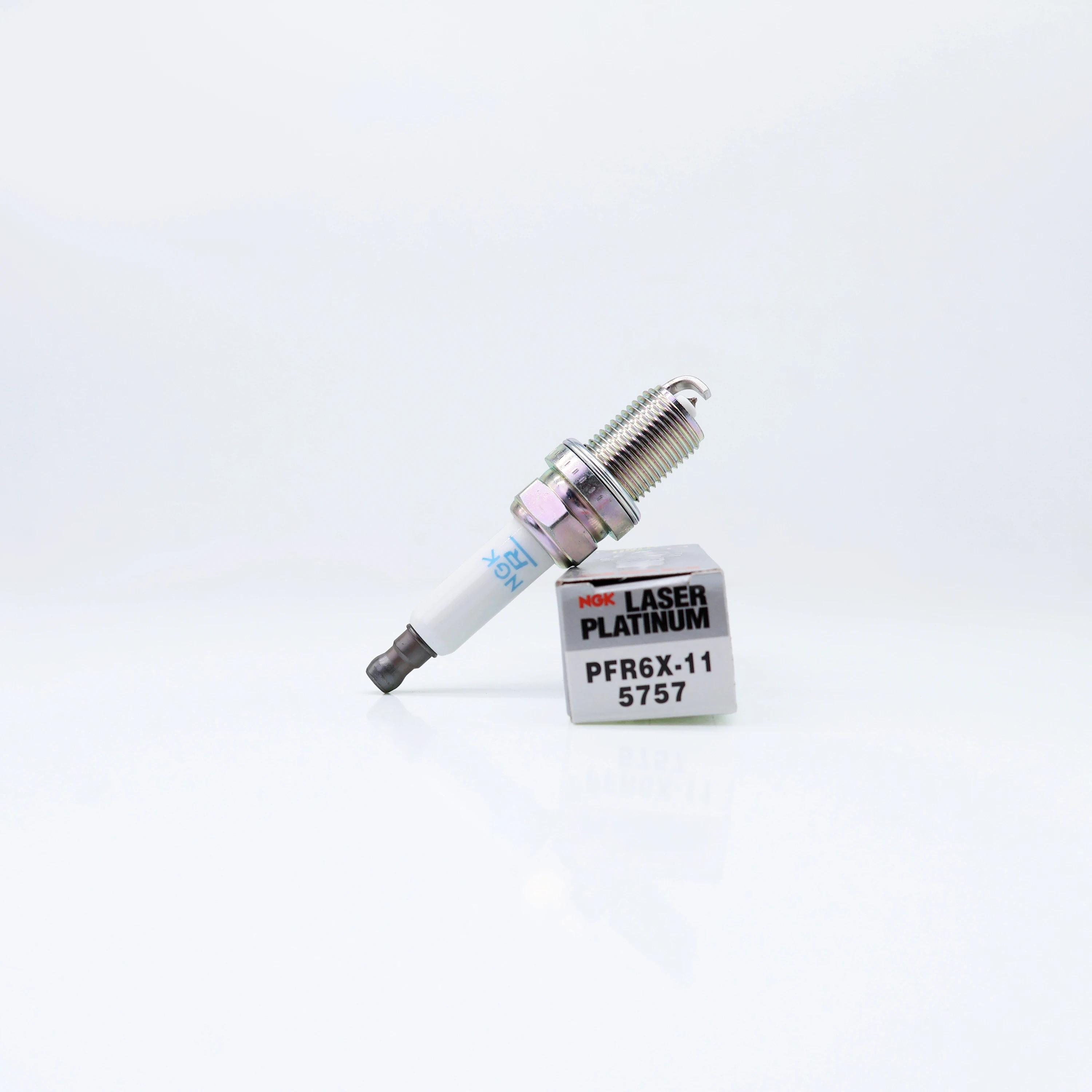 NGK Laser Platinum Spark Plug PFR6X-11 5757 Genuine for AUDI,BENTLEY,LAMBORGHINI,SEAT,SKODA,VW OEM:06E905611,101905611A