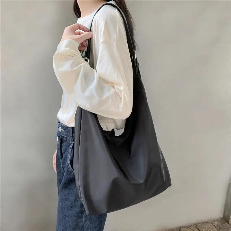 Black Shoulder Bags Women Underarm Totes Large Capacity Nylon Bag School Students All-match Casual Crossbody Handbags Retro Chic