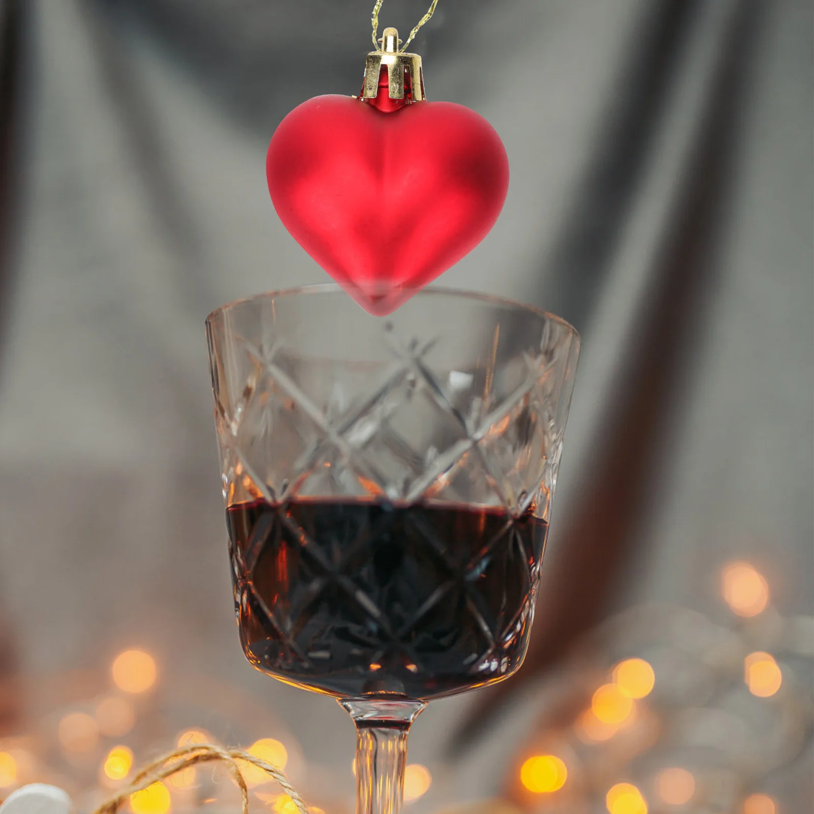 

12Pcs Heart Shaped Adornments Plastic Ball Decors Hanging Ornaments for Valentine's Day Wall Tree Decorative Spheres