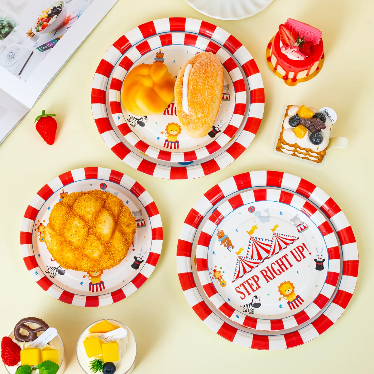 10/25/50pcs Vintage Circus Party Paper Plates Disposable Plates Carnival Kids' Birthday Baby Shower Party Decor image 5