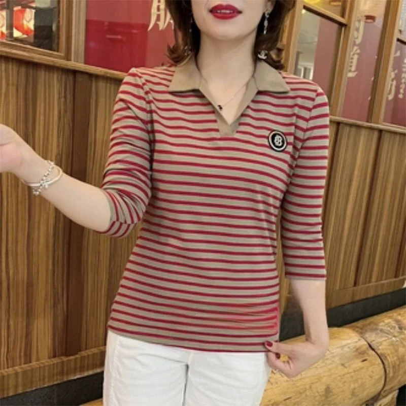 Fashionable Striped Long Sleeve T-Shirt for Middle-Aged And Elderly Women Casual Loose Fit Spring Autumn Base Layer Shirt
