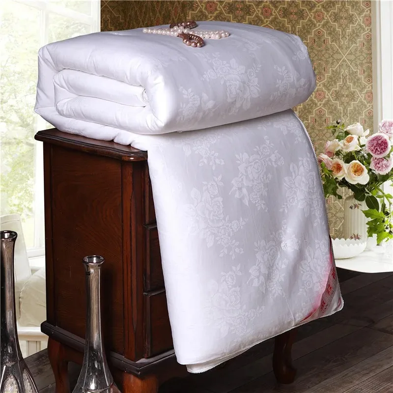 Natural Mulberry Silk Filled Duvet Comforter Polyester Shell Luxury Quilt for Winter Summer All Season Hotel Home Bedding