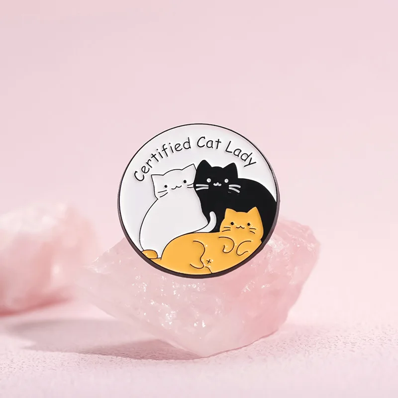 ANTI DEPRESSANTS Bottled Cat Brooch Certified Cat Lady Enamel Pins Creative Funny Animal Bottle Cute Kitten Lapel Badge Brooches