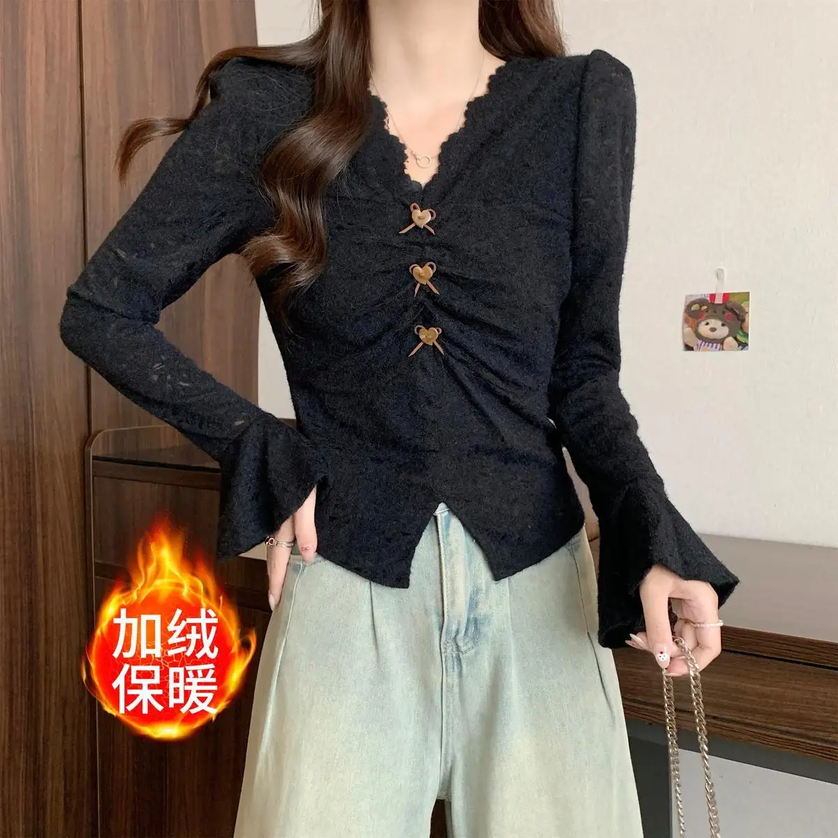 Top Selling High-end Slim Fit Flared Sleeve with Velvet Integrated Lace Shirt for Women Dopamine Based Bottom Cover Top