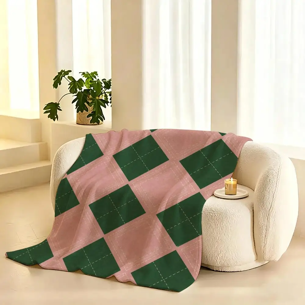 Vintage Argyle Pattern Throw Lightweight 240g Flannel Blanket Soft Skin-friendly for Summer Cooling