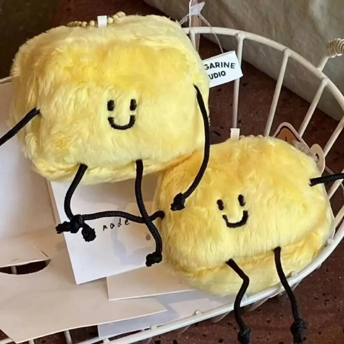 Nowe małe i urocze kreatywne breloki do kluczy z masłem Miękka torba Kawaii Wisiorek Ser Kreskówka Mini pluszowa zabawka Brelok do kluczy Prezent świąteczny