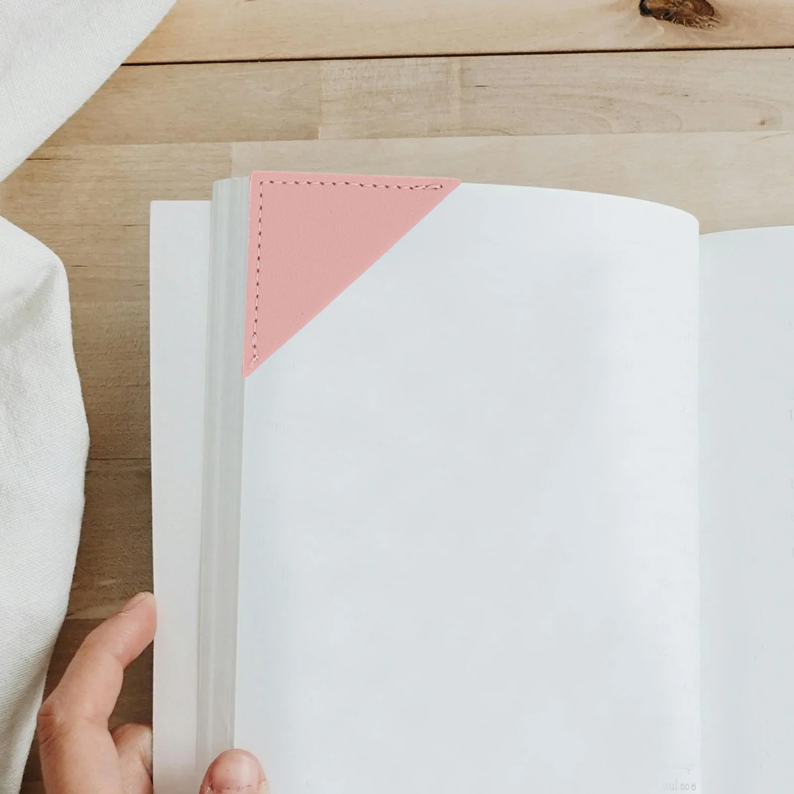 12Pcs Triangle Bookmarks Corner Page Markers for Women Men Book Enthusiasts Reading Bookmarks Decorative Accessories