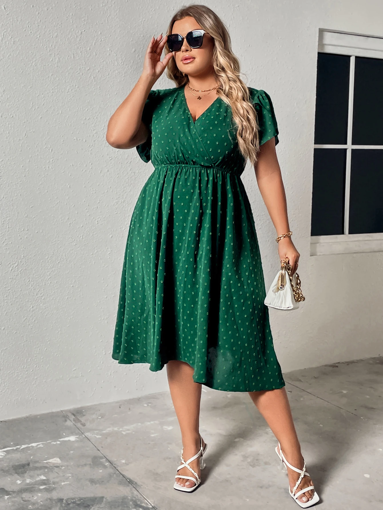 Plus Size Surplice Neck Swiss Dot A-Line Dress Women Vacation Casual Summer Boho Elastic Waist Large Size Elegant Midi Dresses