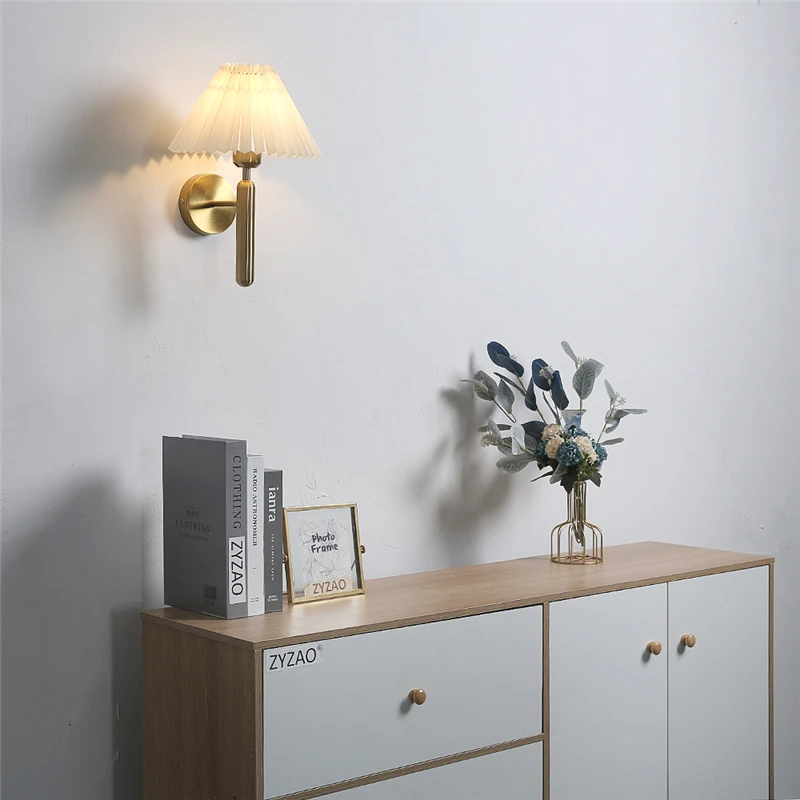 الحديثة بسيطة مصابيح الحائط LED قضيب سميك معدني مجهزة مع سستة التبديل مطوي ورقة الجدار ضوء الشمال غرفة ديكور أضواء الجدار