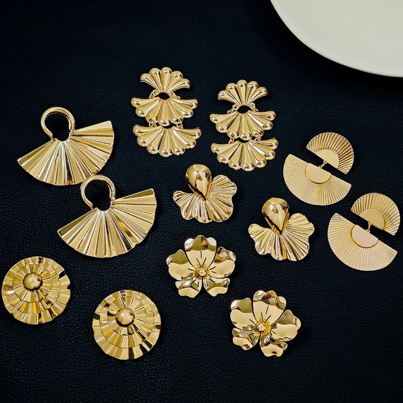 Geometric Leaf Hollowed Out Statement Earrings for Women Creative and Exaggerated Retro Heavy Metal Fan-shaped Circular Earrings
